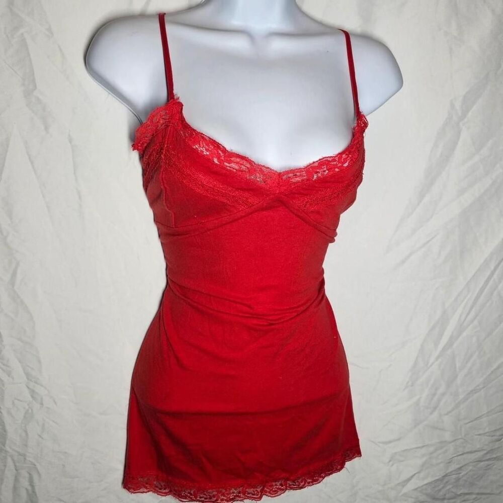 y2k 2000s red lace trim v neck layering tank top